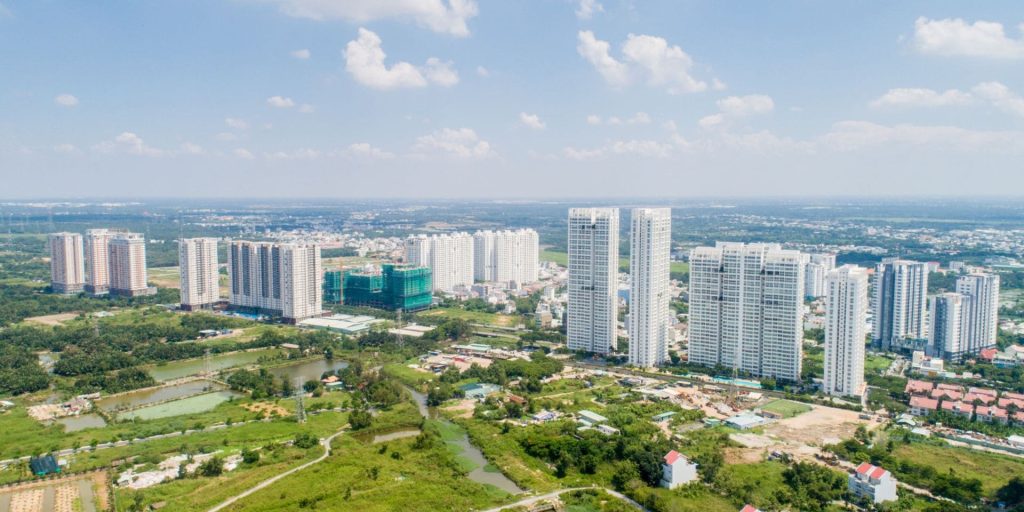 Xu hướng bất động sản vùng ven TP.HCM 2025–2030 — Phân tích dữ liệu & dự báo tăng giá